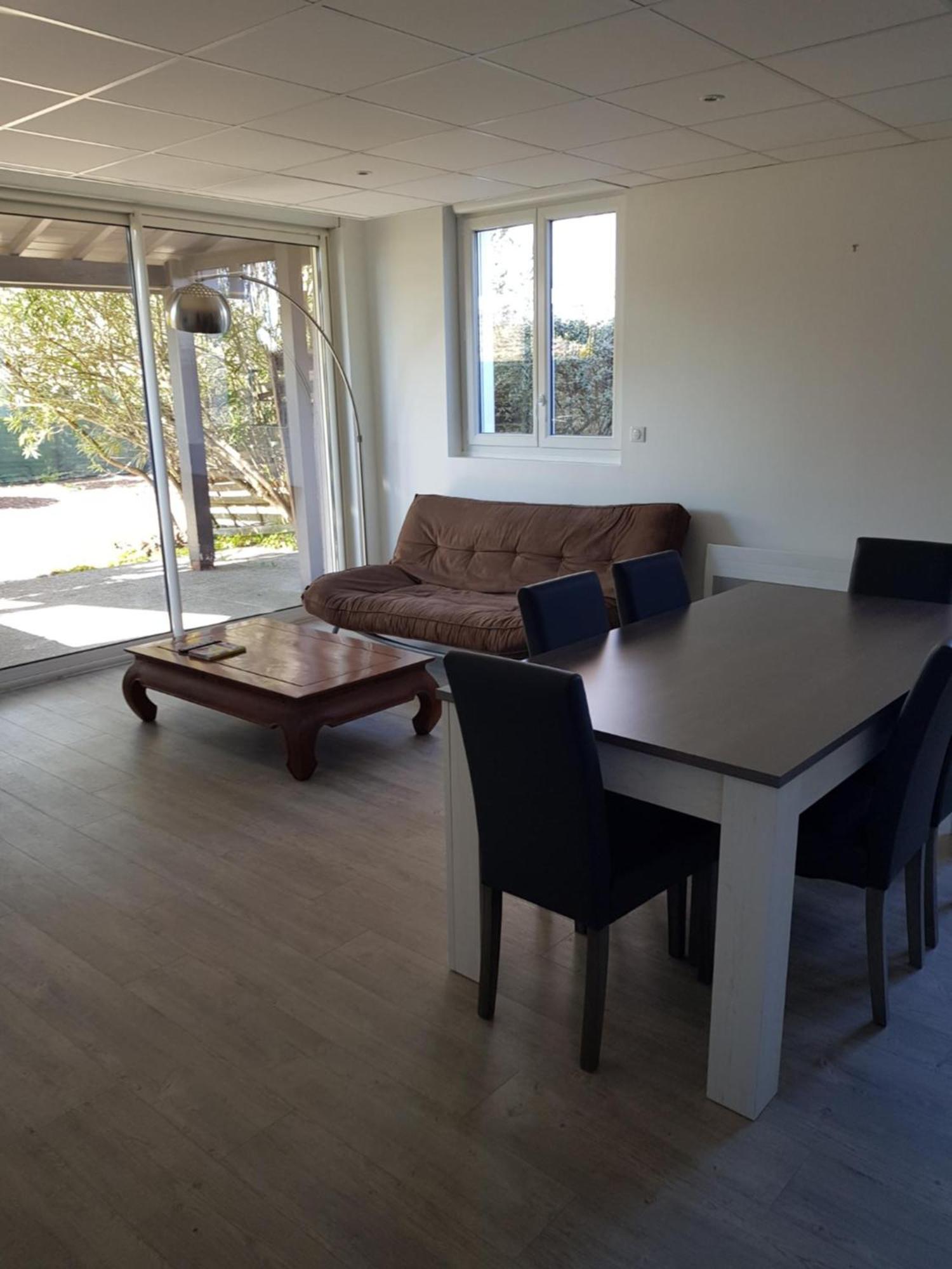 Logis Hotel Le Relais بيسكاروس المظهر الخارجي الصورة